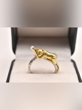 Two Toned Leopard Ring with Diamond